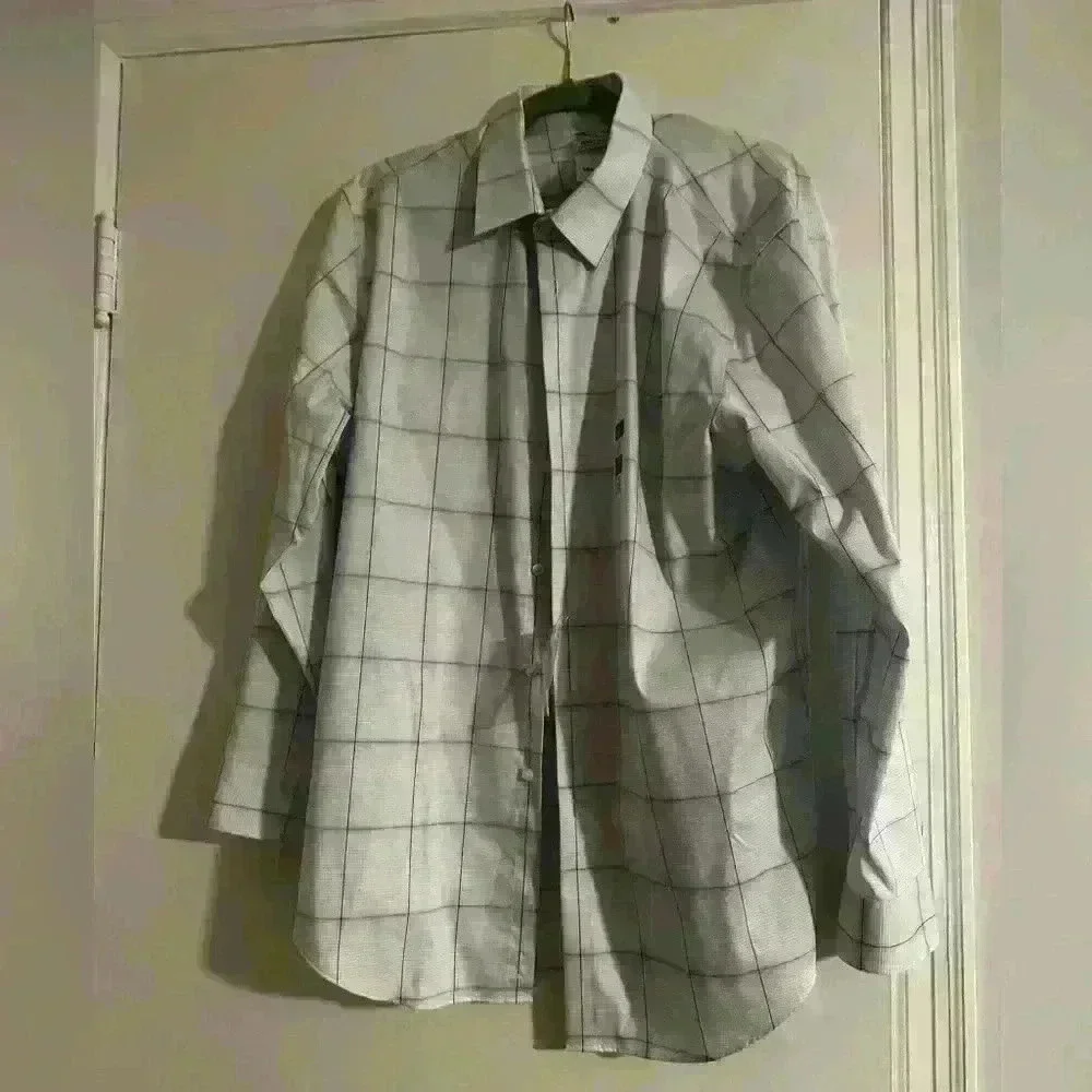 NWT. Men’s Polo Sport Slim Fit Button Down Dress Shirt XL. 17/ 32/33. No Iron
